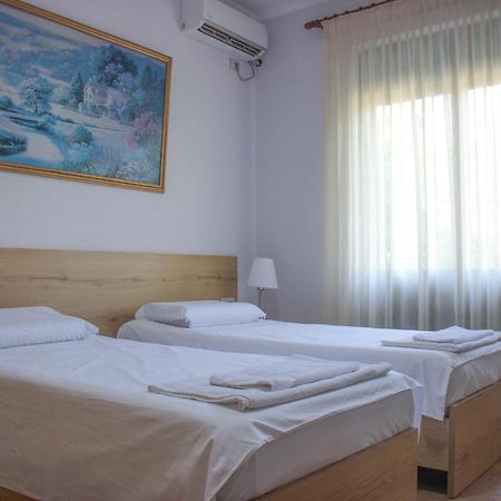 Ballo Apartments Gjirokastër Buitenkant foto