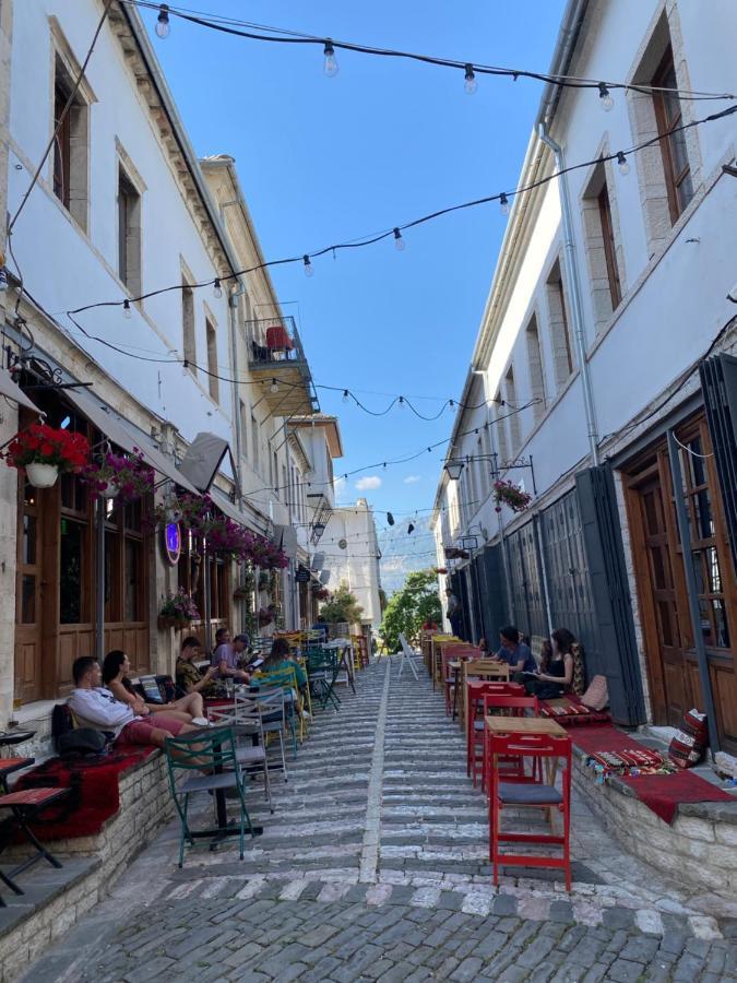 Ballo Apartments Gjirokastër Buitenkant foto