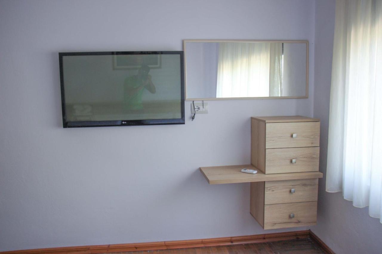 Ballo Apartments Gjirokastër Buitenkant foto