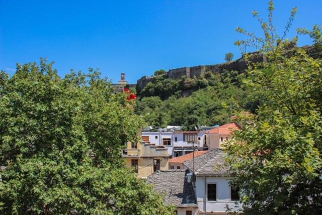 Ballo Apartments Gjirokastër Buitenkant foto