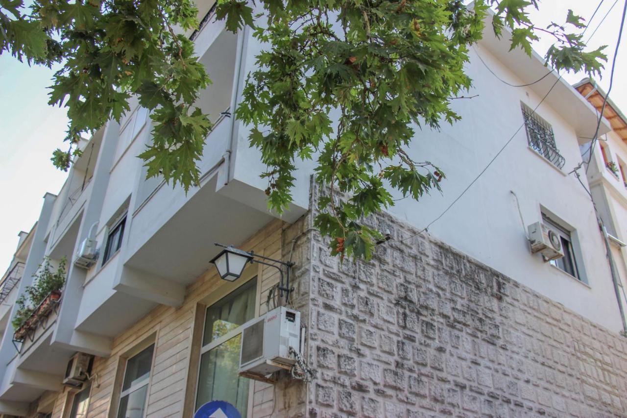 Ballo Apartments Gjirokastër Buitenkant foto