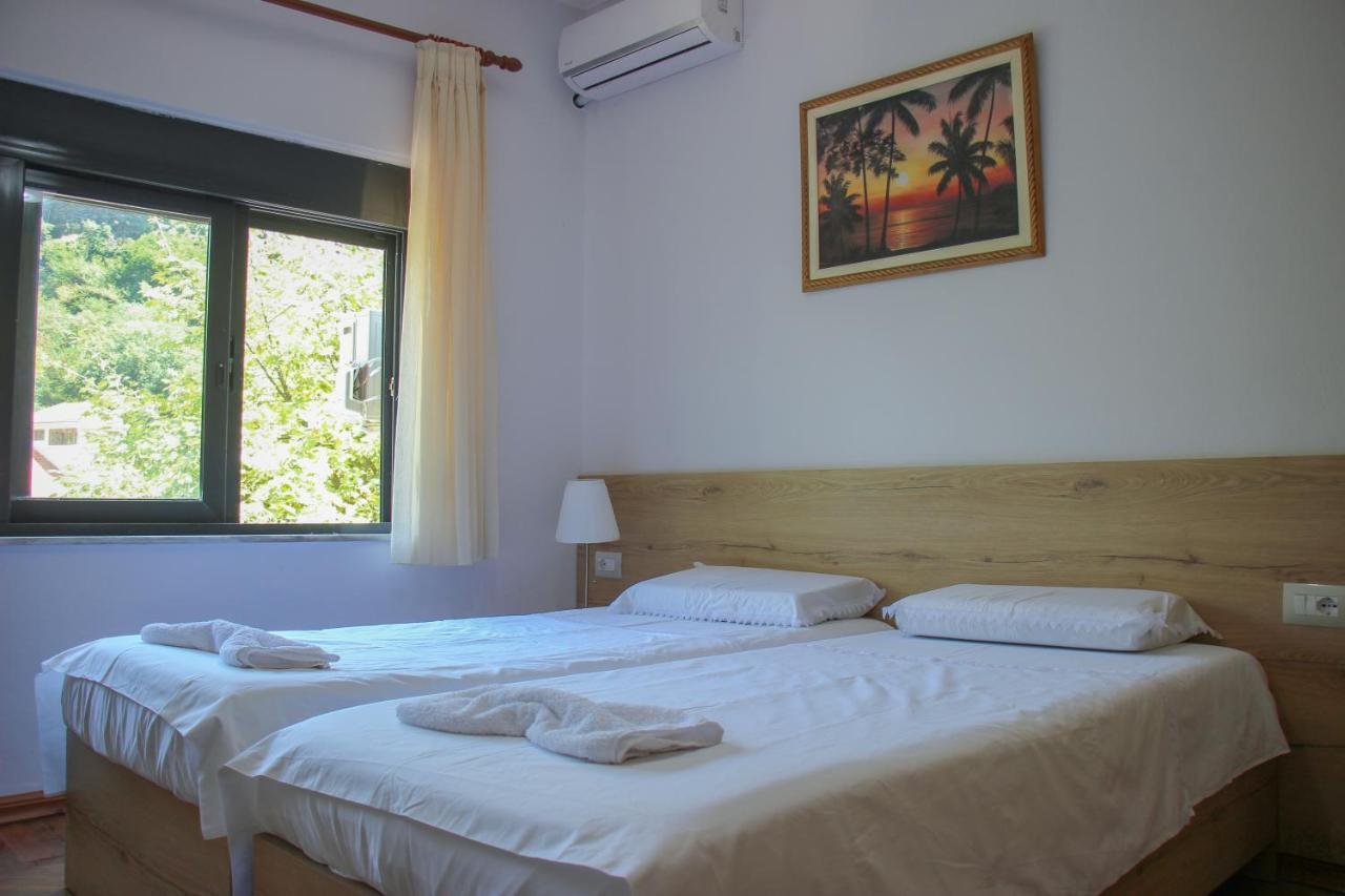 Ballo Apartments Gjirokastër Buitenkant foto