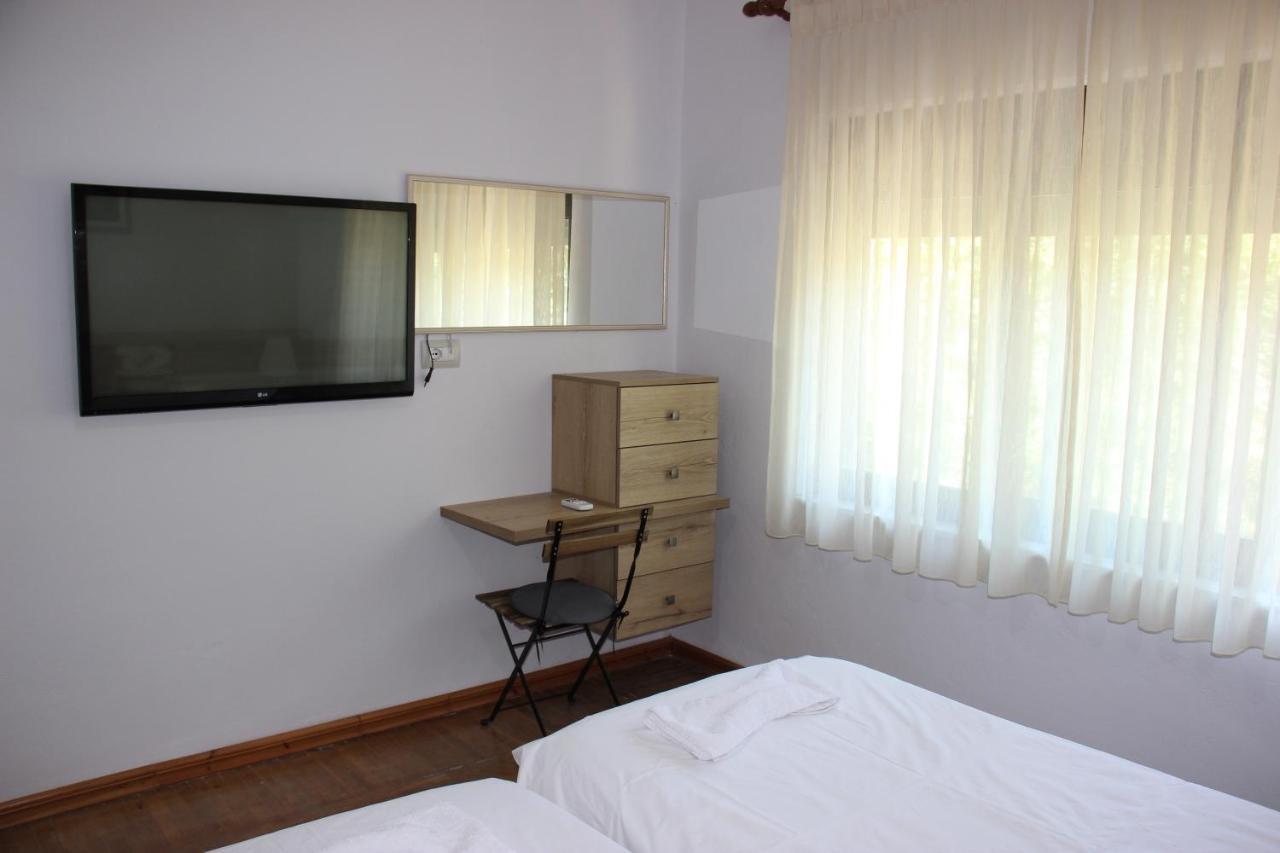 Ballo Apartments Gjirokastër Buitenkant foto