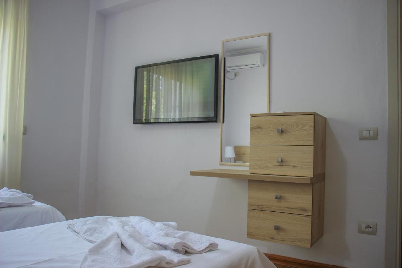Ballo Apartments Gjirokastër Buitenkant foto